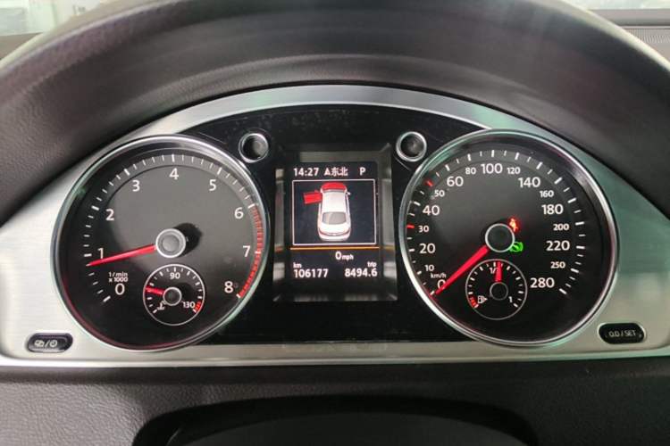 Used Volkswagen FAW-Volkswagen CC 2016 1.8TSI Luxury Model Instrument Cluster