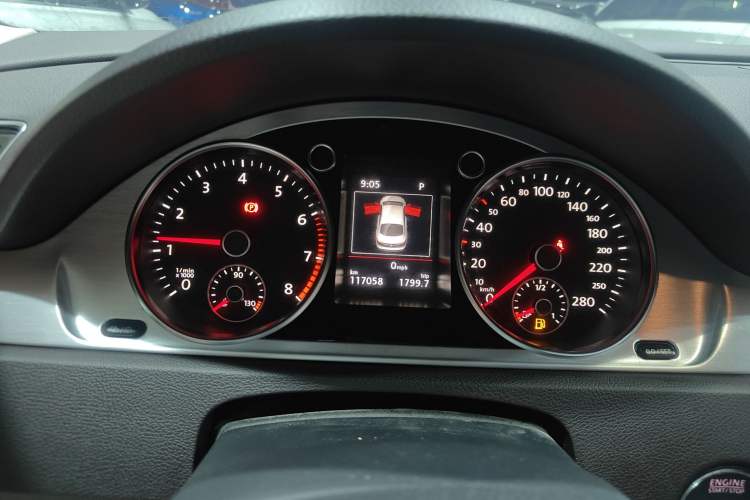 Used Volkswagen FAW-Volkswagen CC 2016 1.8TSI Luxury Model Instrument Cluster