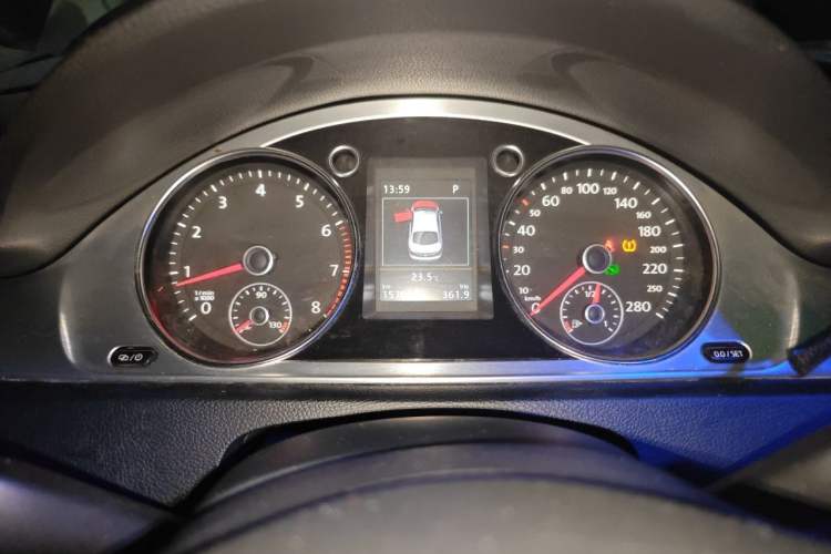Used Volkswagen FAW-Volkswagen CC 2016 1.8TSI Luxury Model Instrument Cluster