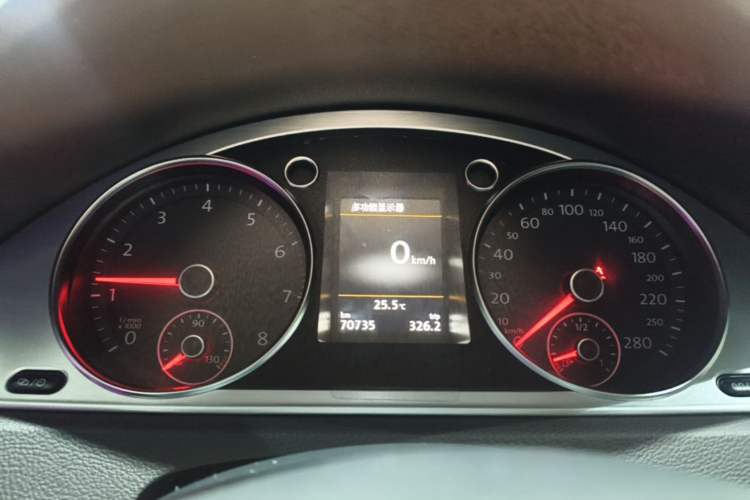 Used Volkswagen FAW-Volkswagen CC 2016 1.8TSI Luxury Model Instrument Cluster