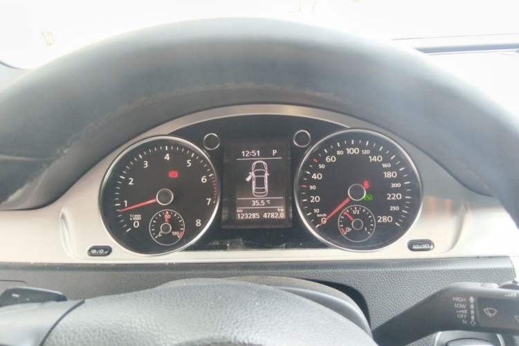 Used Volkswagen FAW-Volkswagen CC 2016 1.8TSI Prestige Model Instrument Cluster