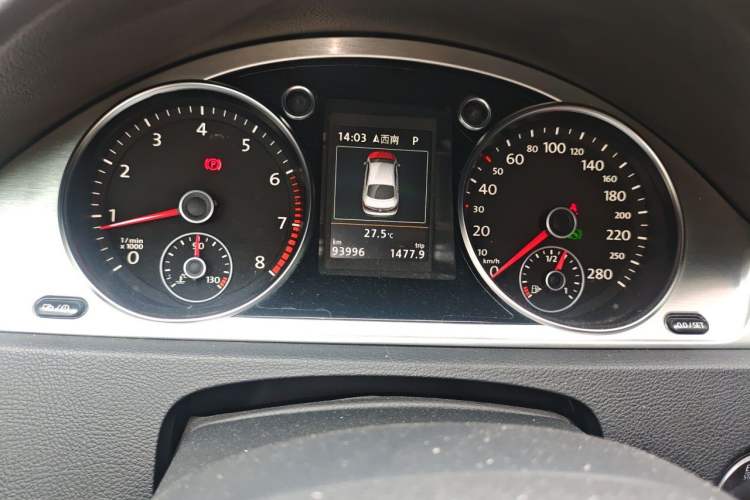 Used Volkswagen FAW-Volkswagen CC 2016 1.8TSI Luxury Model Instrument Cluster