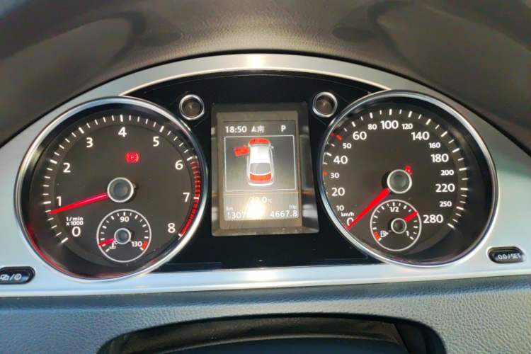 Used Volkswagen FAW-Volkswagen CC 2016 300TSI 25th Anniversary Edition Instrument Cluster