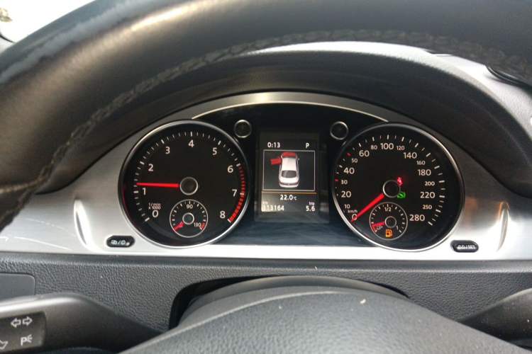 Used Volkswagen FAW-Volkswagen CC 2016 1.8TSI Luxury Model Instrument Cluster