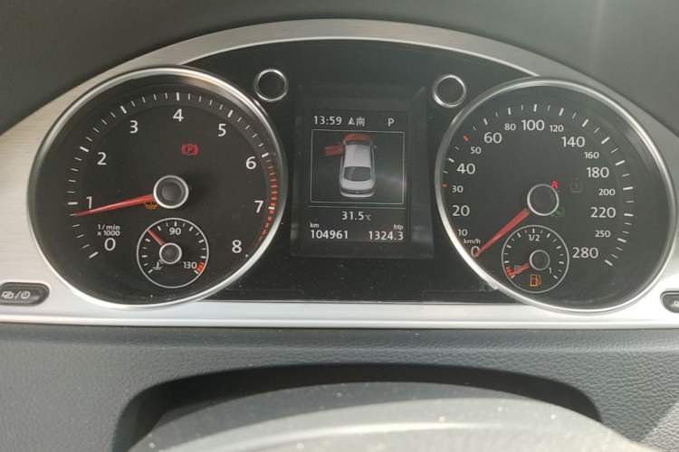 Used Volkswagen FAW-Volkswagen CC 2016 1.8TSI Luxury Model Instrument Cluster