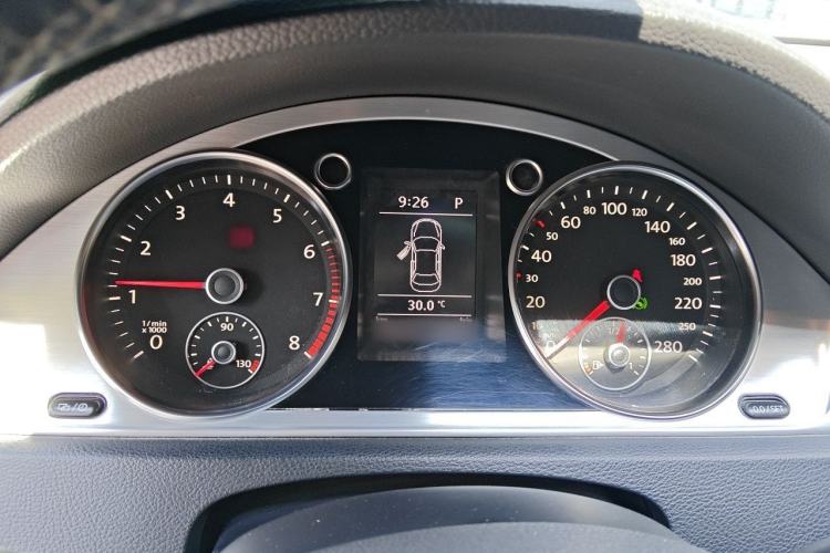Used Volkswagen FAW-Volkswagen CC 2016 1.8TSI Prestige Model Instrument Cluster