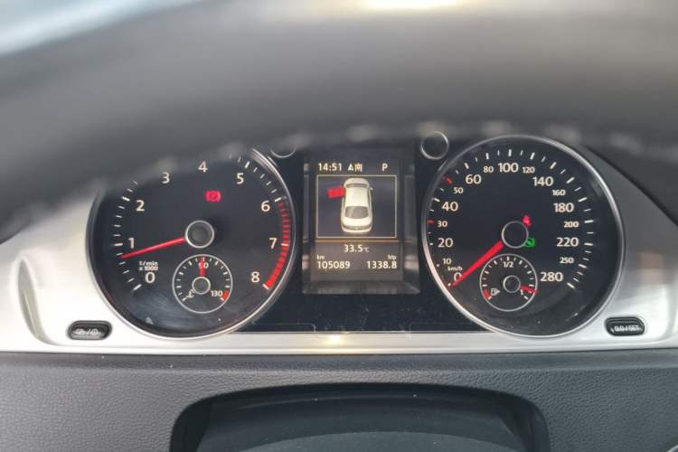 Used Volkswagen FAW-Volkswagen CC 2016 1.8TSI Luxury Model Instrument Cluster