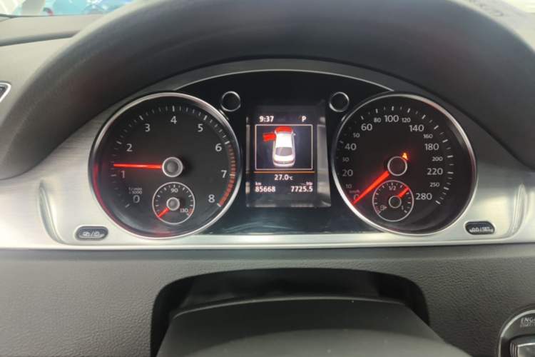 Used Volkswagen FAW-Volkswagen CC 2016 1.8TSI Luxury Model Instrument Cluster