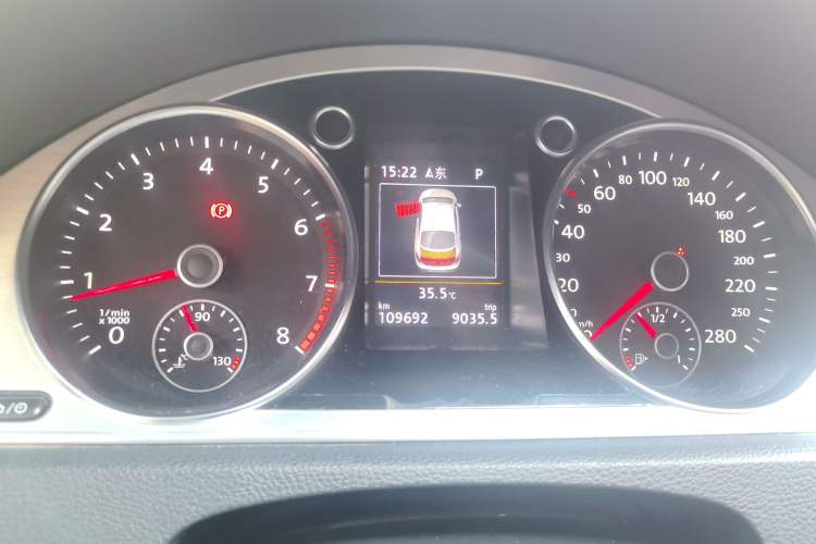 Used Volkswagen FAW-Volkswagen CC 2016 2.0 TSI Luxury Model Instrument Cluster
