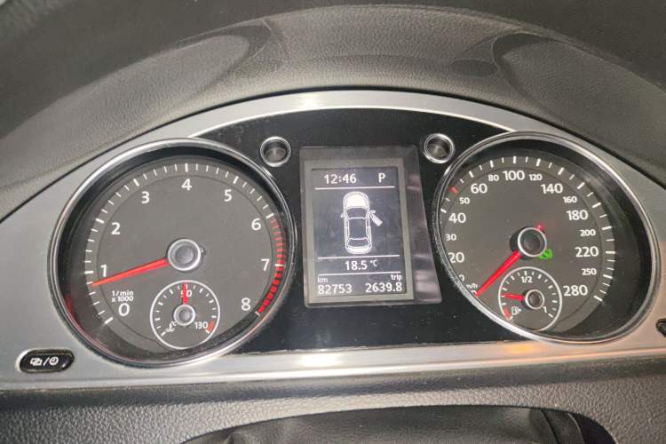 Used Volkswagen FAW-Volkswagen CC 2016 1.8TSI Prestige Model Instrument Cluster