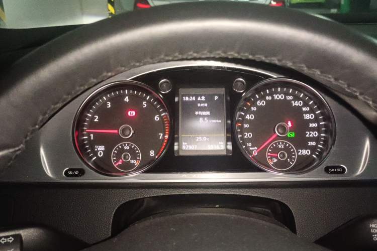 Used Volkswagen FAW-Volkswagen CC 2016 1.8TSI Luxury Model Instrument Cluster