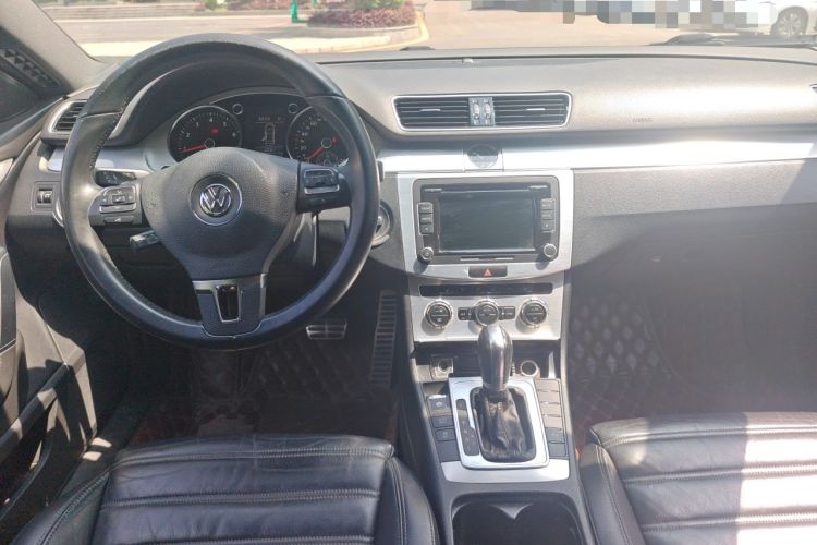 Used Volkswagen FAW-Volkswagen CC 2016 1.8TSI Prestige Model Interior 2