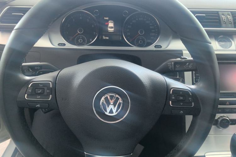 Used Volkswagen FAW-Volkswagen CC 2016 1.8TSI Luxury Model Interior 3