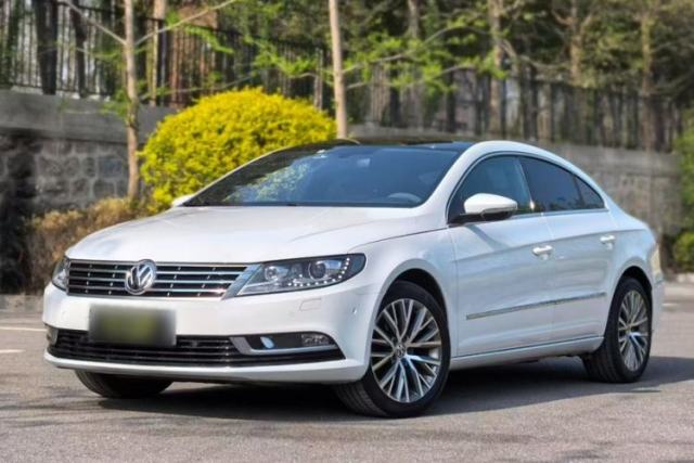 Volkswagen FAW-Volkswagen CC 2016 1.8TSI Luxury Model usado