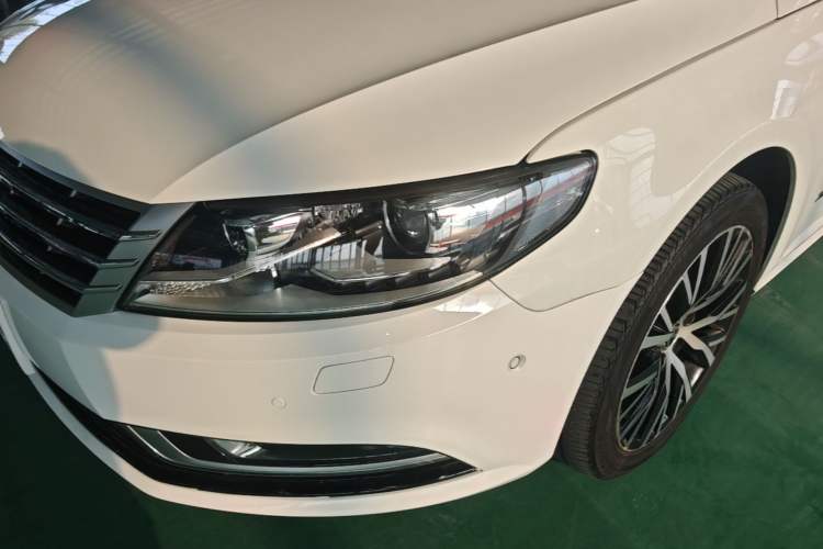 Used Volkswagen FAW-Volkswagen CC 2016 1.8TSI Luxury Model Left Front Headlight
