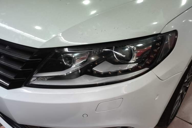Used Volkswagen FAW-Volkswagen CC 2016 2.0 TSI Luxury Model Left Front Headlight