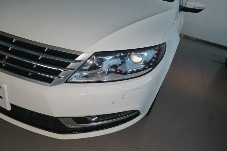 Used Volkswagen FAW-Volkswagen CC 2016 1.8TSI Luxury Model Left Front Headlight