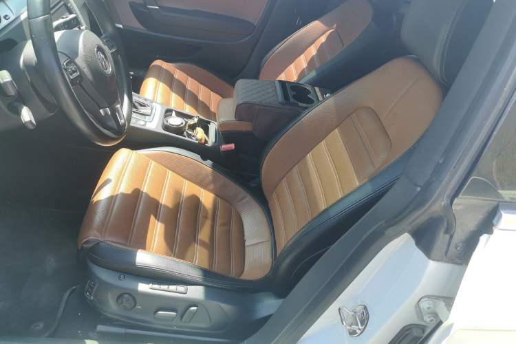 Used Volkswagen FAW-Volkswagen CC 2016 1.8TSI Luxury Model Left Front Seat