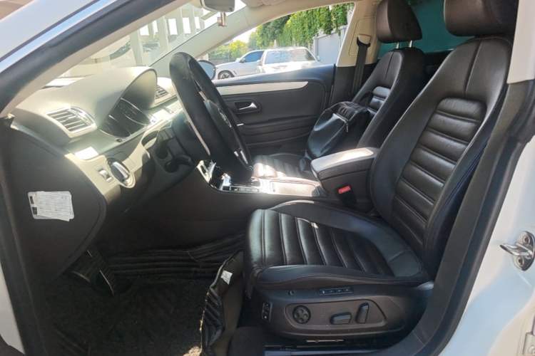 Used Volkswagen FAW-Volkswagen CC 2016 2.0 TSI Ultimate Edition Left Front Seat