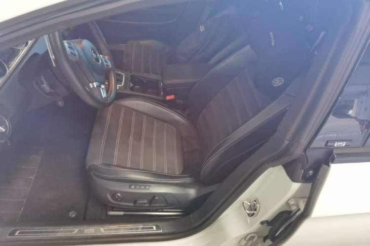 Used Volkswagen FAW-Volkswagen CC 2016 300TSI 25th Anniversary Edition Left Front Seat