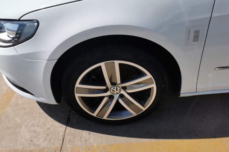 Used Volkswagen FAW-Volkswagen CC 2016 1.8TSI Prestige Model Left Front Wheel Hub