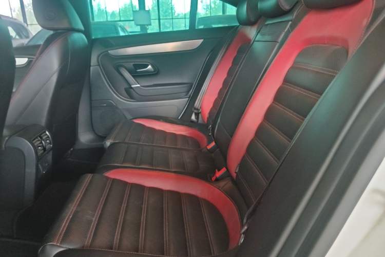Used Volkswagen FAW-Volkswagen CC 2016 1.8TSI Luxury Model Left Rear Seat