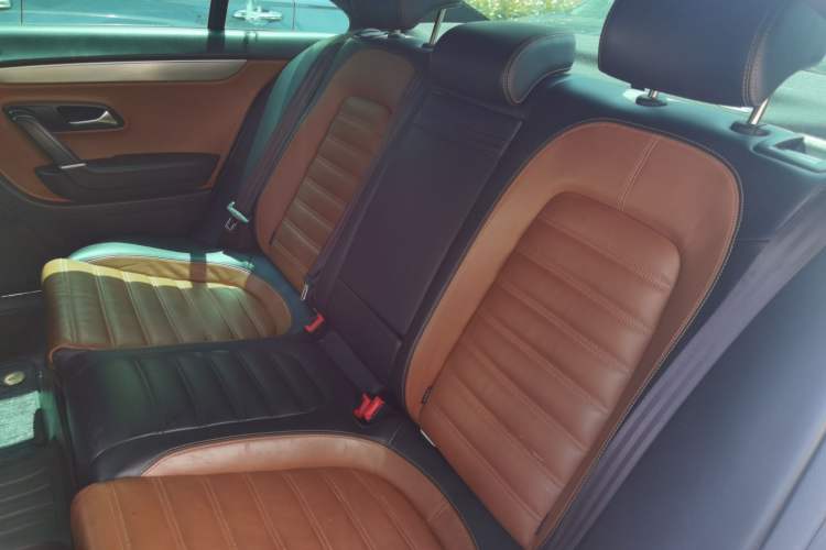 Used Volkswagen FAW-Volkswagen CC 2016 1.8TSI Luxury Model Left Rear Seat