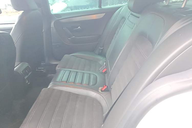 Used Volkswagen FAW-Volkswagen CC 2016 1.8TSI Luxury Model Left Rear Seat