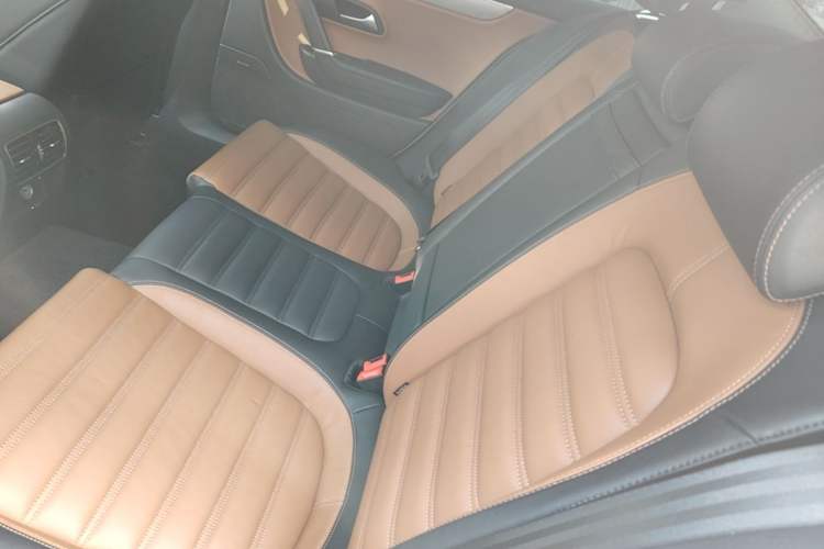 Used Volkswagen FAW-Volkswagen CC 2016 1.8TSI Luxury Model Left Rear Seat