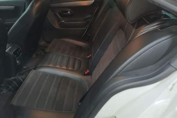Used Volkswagen FAW-Volkswagen CC 2016 1.8TSI Luxury Model Left Rear Seat