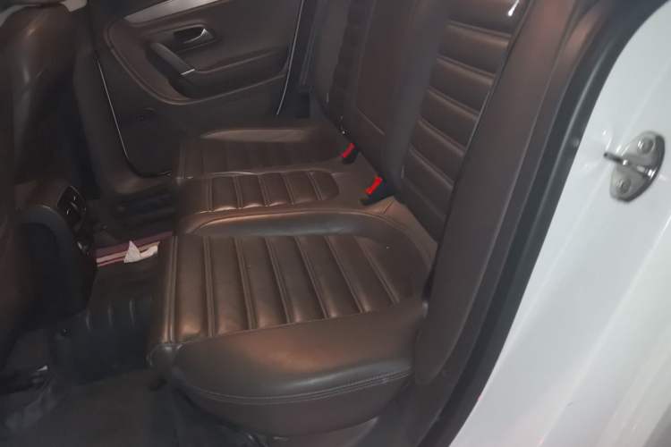 Used Volkswagen FAW-Volkswagen CC 2016 1.8TSI Luxury Model Left Rear Seat