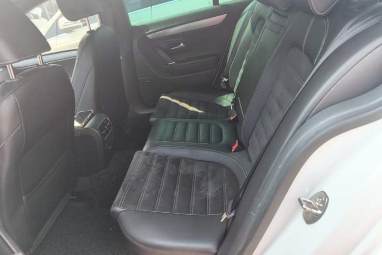 Used Volkswagen FAW-Volkswagen CC 2016 1.8TSI Luxury Model Left Rear Seat
