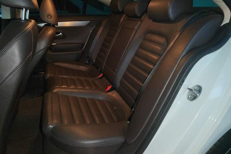 Used Volkswagen FAW-Volkswagen CC 2016 1.8TSI Luxury Model Left Rear Seat