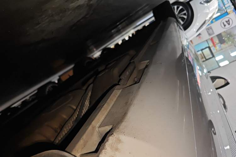 Used Volkswagen FAW-Volkswagen CC 2016 1.8TSI Luxury Model Left Side Sill