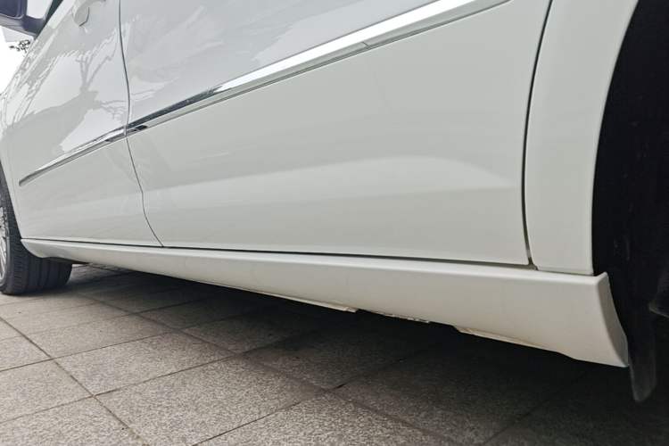 Used Volkswagen FAW-Volkswagen CC 2016 1.8TSI Luxury Model Left Side Sill