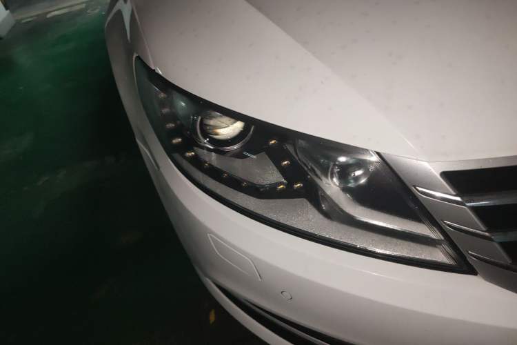 Used Volkswagen FAW-Volkswagen CC 2016 300TSI 25th Anniversary Edition Right Front Headlight