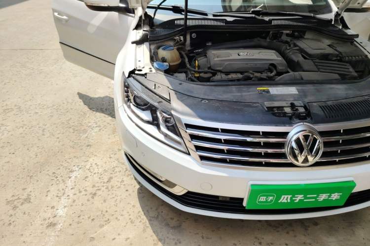 Used Volkswagen FAW-Volkswagen CC 2016 1.8TSI Prestige Model Right Front Headlight
