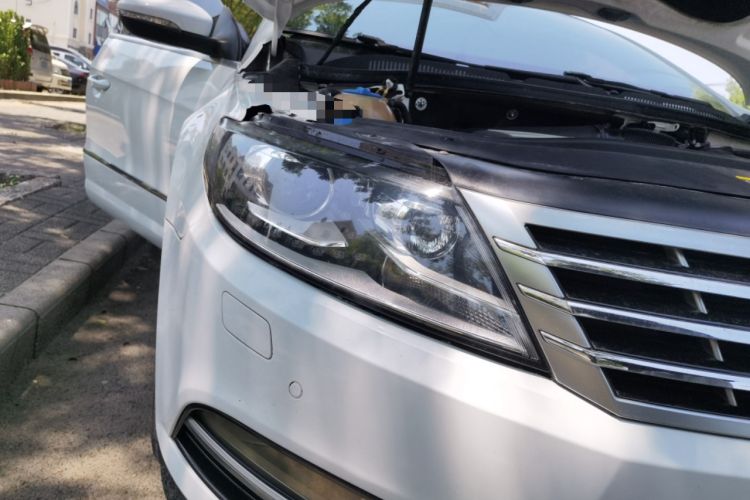 Used Volkswagen FAW-Volkswagen CC 2016 1.8TSI Prestige Model Right Front Headlight