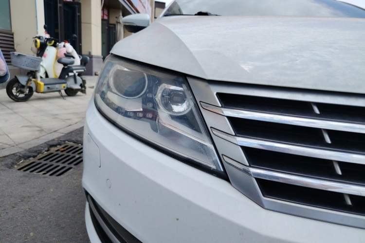 Used Volkswagen FAW-Volkswagen CC 2016 1.8TSI Prestige Model Right Front Headlight