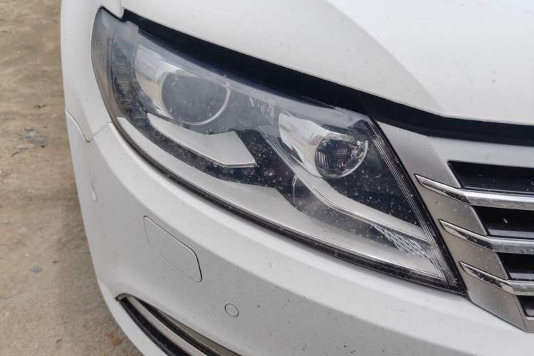 Used Volkswagen FAW-Volkswagen CC 2016 2.0 TSI Luxury Model Right Front Headlight