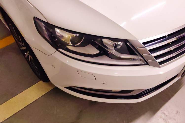 Used Volkswagen FAW-Volkswagen CC 2016 300TSI 25th Anniversary Edition Right Front Headlight