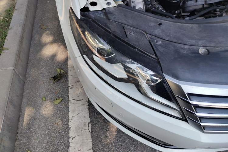 Used Volkswagen FAW-Volkswagen CC 2016 300TSI 25th Anniversary Edition Right Front Headlight