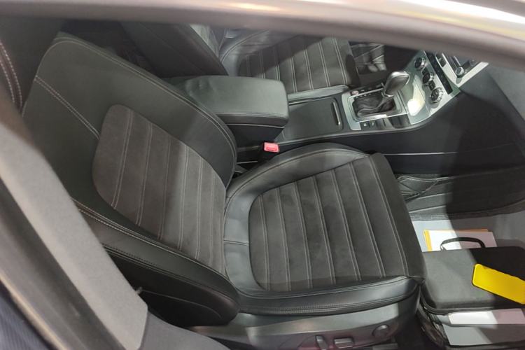Used Volkswagen FAW-Volkswagen CC 2016 2.0 TSI Luxury Model Right Front Seat