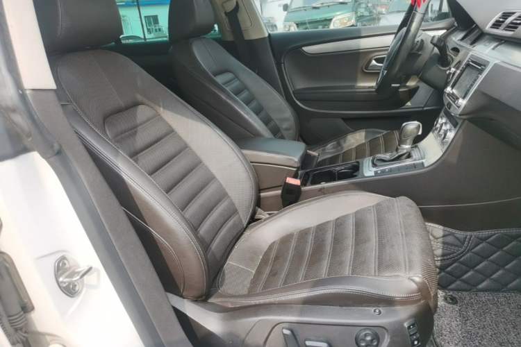 Used Volkswagen FAW-Volkswagen CC 2016 1.8TSI Luxury Model Right Front Seat