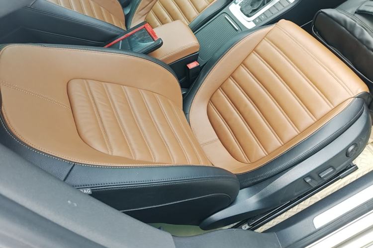 Used Volkswagen FAW-Volkswagen CC 2016 2.0 TSI Luxury Model Right Front Seat