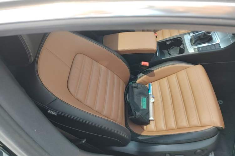 Used Volkswagen FAW-Volkswagen CC 2016 1.8TSI Luxury Model Right Front Seat