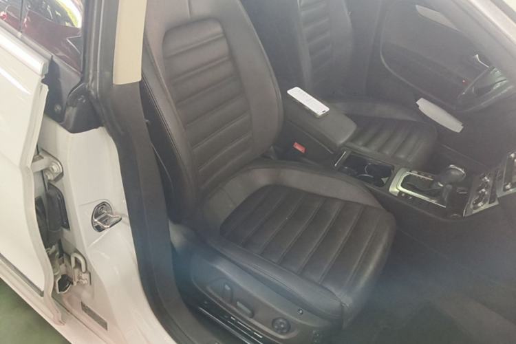 Used Volkswagen FAW-Volkswagen CC 2016 1.8TSI Luxury Model Right Front Seat