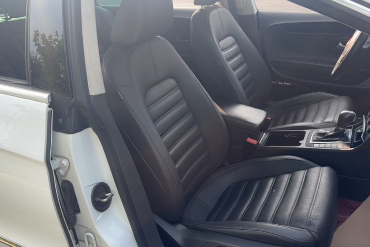 Used Volkswagen FAW-Volkswagen CC 2016 1.8TSI Luxury Model Right Front Seat