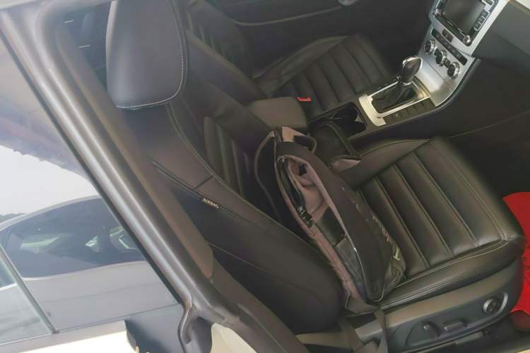 Used Volkswagen FAW-Volkswagen CC 2016 1.8TSI Prestige Model Right Front Seat