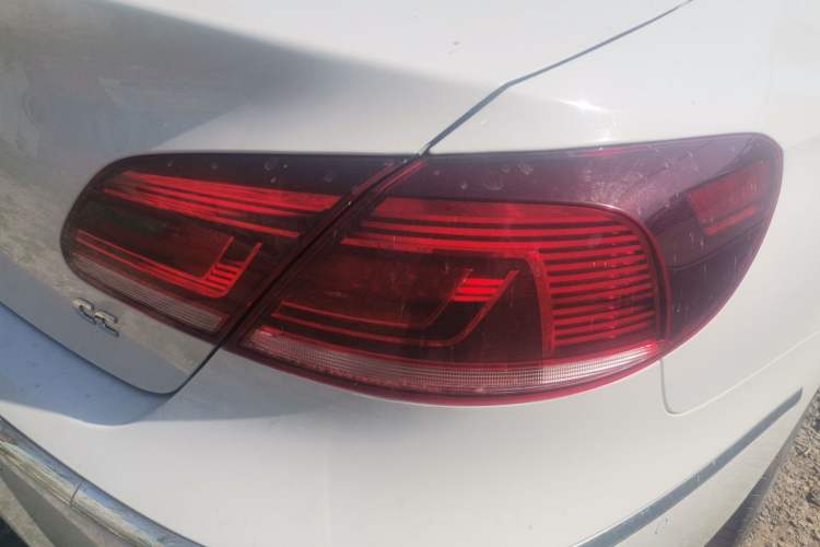 Used Volkswagen FAW-Volkswagen CC 2016 1.8TSI Luxury Model Right Rear Taillight